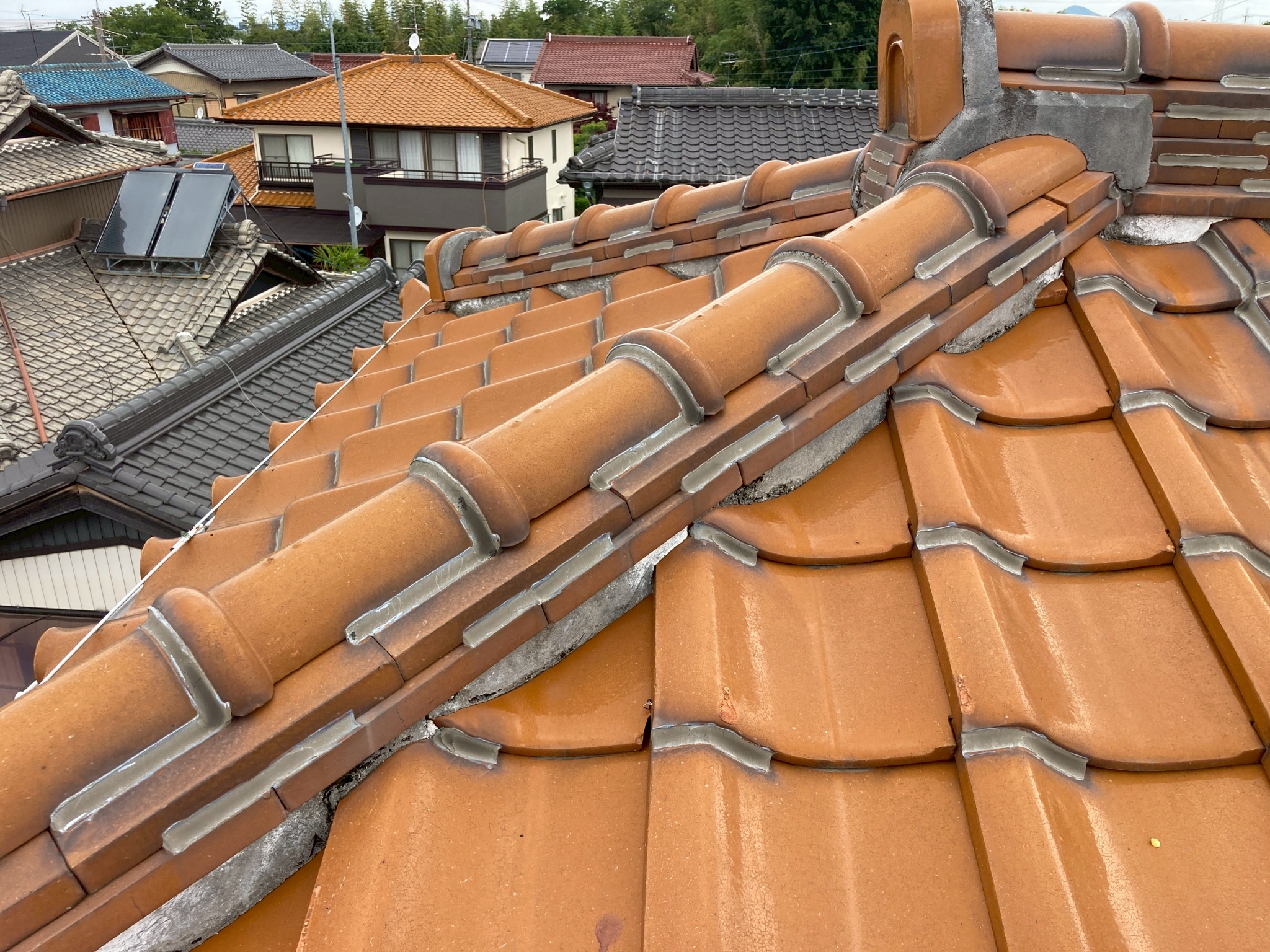 棟のゆがみを確認